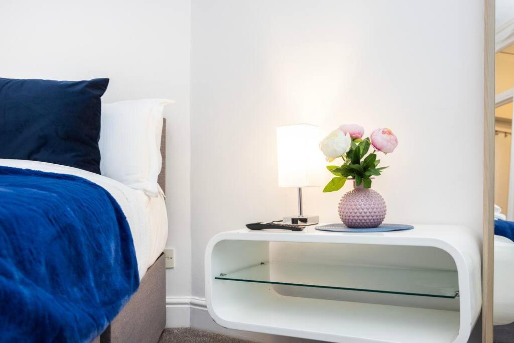Stylish Studio In Leicester Square ロンドン エクステリア 写真